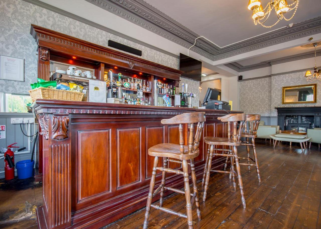 Coquetvale Hotel Ротбъри Екстериор снимка